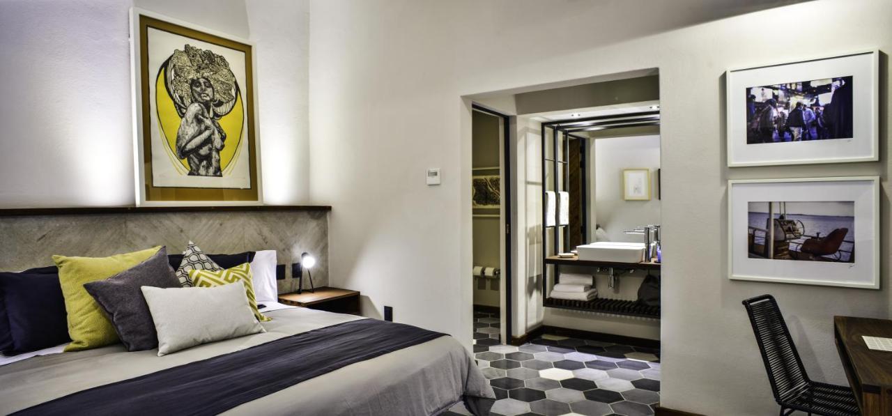 Hotel Criol Queretaro Luaran gambar A room at the hotel