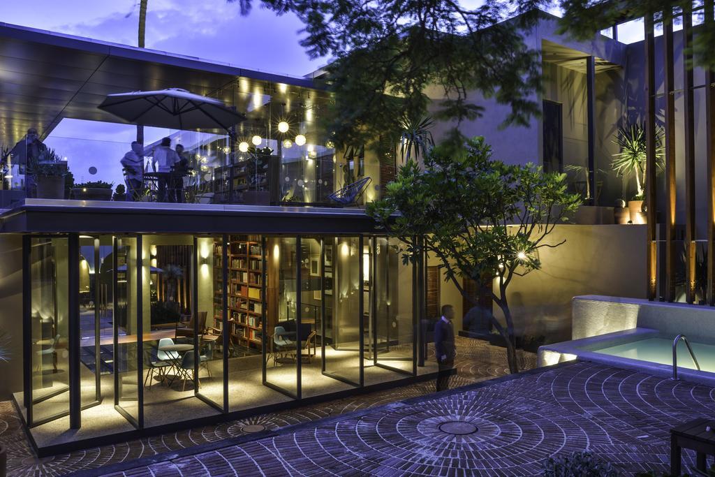 Hotel Criol Queretaro Luaran gambar The Library at The Library Hotel